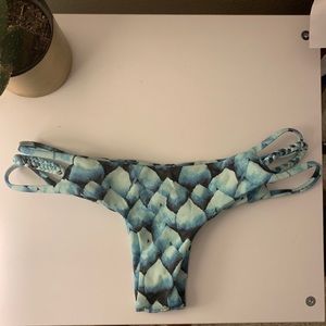 Midori bikini cheeky bottoms